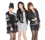 
Natsuyaki Miyabi,


Tsugunaga Momoko,


Suzuki Airi,


Buono!,

