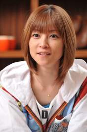 
Yoshizawa Hitomi,

