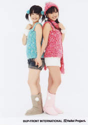 
Tsugunaga Momoko,


Mano Erina,

