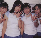 
Takeuchi Akari,


Fukumura Mizuki,


Miyamoto Karin,


Takagi Sayuki,

