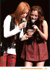 
Ishikawa Rika,


Yoshizawa Hitomi,

