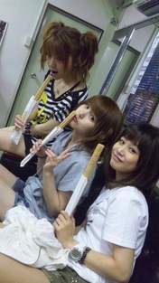 
Niigaki Risa,


Tanaka Reina,


Mitsui Aika,


blog,

