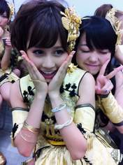 
Maeda Atsuko,


Minegishi Minami,


blog,

