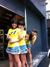 
Wada Ayaka,


Maeda Yuuka,


Fukuda Kanon,


Ogawa Saki,


S/mileage,

