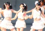 
Yajima Maimi,


Suzuki Airi,


Umeda Erika,


Nakajima Saki,


