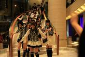
AKB48,


Kitahara Rie,


Masuda Yuka,


Oota Aika,


Sashihara Rino,


Takahashi Minami,


Umeda Ayaka,


Watanabe Mayu,


Yokoyama Yui,


