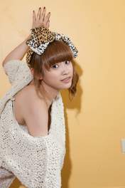 
Photobook,


Takahashi Ai,


