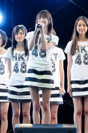 
HKT48,


Moriyasu Madoka,


Motomura Aoi,


Nakanishi Ayaka,

