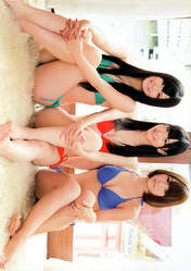 
French Kiss,


Kashiwagi Yuki,


Kuramochi Asuka,


Magazine,


Takajo Aki,

