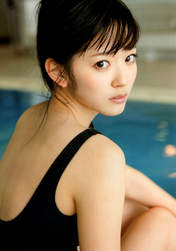 
Photobook,


Suzuki Airi,

