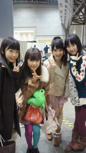 
blog,


Matsui Rena,


Matsuoka Natsumi,


Miyawaki Sakura,


Murashige Anna,

