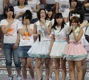 
AKB48,


Matsui Jurina,


Watanabe Miyuki,

