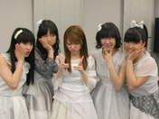 
Fukumura Mizuki,


Ikuta Erina,


Ishida Ayumi,


Suzuki Kanon,


Tanaka Reina,

