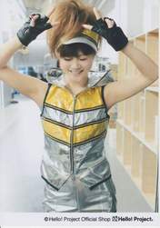 
Niigaki Risa,

