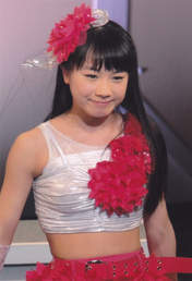 
Ishida Ayumi,

