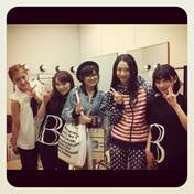 
blog,


Miyamoto Karin,


Natsuyaki Miyabi,


Sudou Maasa,


Takahashi Ai,


Yasuda Kei,

