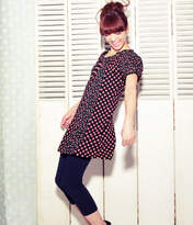 
Akimoto Sayaka,

