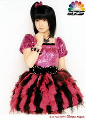 
Tsugunaga Momoko,

