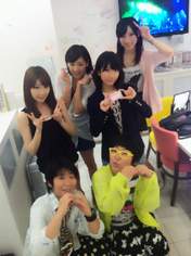 
blog,


Ishida Haruka,


Nakagawa Haruka,


Nakata Chisato,


Suzuki Shihori,

