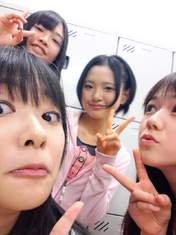 
blog,


Kodama Haruka,


Motomura Aoi,


Murashige Anna,


Sashihara Rino,

