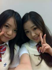 
blog,


Ishida Anna,


Kobayashi Emiri,

