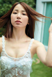 
Kikkawa Yuu,


Magazine,

