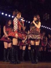 
blog,


Maeda Atsuko,


Takahashi Minami,


