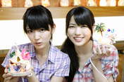 
Suzuki Airi,


Yajima Maimi,

