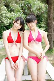 
Suzuki Airi,


Yajima Maimi,

