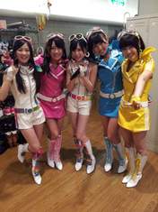 
blog,


Fukumoto Aina,


Jonishi Kei,


Kadowaki Kanako,


Matsuda Shiori,


Shinohara Kanna,

