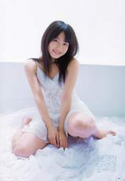 
Magazine,


Yokoyama Yui,

