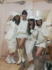 
blog,


Ishida Anna,


Matsui Jurina,


Watanabe Miyuki,

