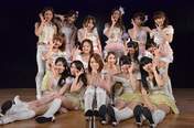 
Abe Maria,


Akimoto Sayaka,


blog,


Chikano Rina,


Fujita Nana,


Kuramochi Asuka,


Maeda Ami,


Masuda Yuka,


Matsubara Natsumi,


Nagao Mariya,


Nakata Chisato,


Nakaya Sayaka,


Oshima Yuko,


Shimada Haruka,


Suzuki Shihori,


Uchida Mayumi,

