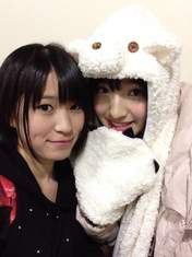 
blog,


Tashima Meru,


Umemoto Izumi (HKT),

