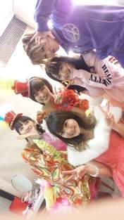 
blog,


Iikubo Haruna,


Mano Erina,


Michishige Sayumi,


Mitsui Aika,


Tanaka Reina,


