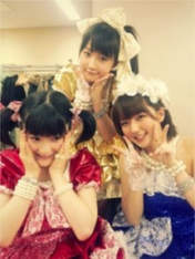 
blog,


Mano Erina,


Sayashi Riho,


Tsugunaga Momoko,

