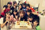 
Fukumura Mizuki,


Iikubo Haruna,


Ikuta Erina,


Ishida Ayumi,


Kudo Haruka,


Michishige Sayumi,


Morning Musume,


Oda Sakura,


Sato Masaki,


Sayashi Riho,


Suzuki Kanon,


Tanaka Reina,

