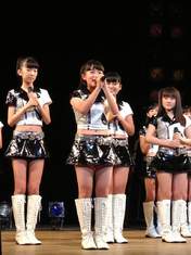 
Fujii Rio,


Mashiro Kana,


Mikame Kana,


Sasaki Rikako,


Tanaka Karen,

