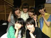 
blog,


Fukumura Mizuki,


Iikubo Haruna,


Ishida Ayumi,


Kudo Haruka,


Niigaki Risa,


Sayashi Riho,

