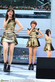 
Kumai Yurina,


Natsuyaki Miyabi,


Tokunaga Chinami,

