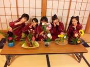 
Ichioka Reina,


Kaneko Rie,


Murota Mizuki,


Taguchi Natsumi,


Yamagishi Riko,

