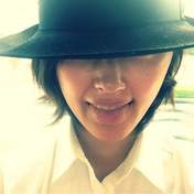 
blog,


Kusumi Koharu,

