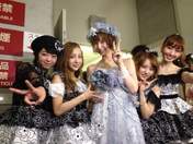 
blog,


Itano Tomomi,


Kojima Haruna,


Minegishi Minami,


Shinoda Mariko,


Takahashi Minami,

