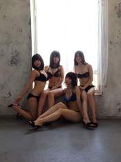 
blog,


Jonishi Kei,


Kondo Rina,


Takano Yui,


Yamada Nana,

