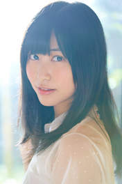 
Magazine,


Mukaida Manatsu,

