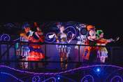 
Kawaei Rina,


Kojima Haruna,


Takahashi Minami,

