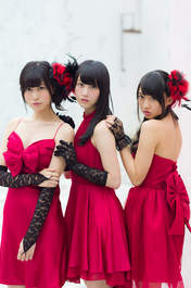 
Kizaki Yuria,


Magazine,


Matsui Rena,


Mukaida Manatsu,

