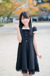 
Magazine,


Yabuki Nako,

