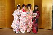 
AKB48,


Shimazaki Haruka,


Watanabe Mayu,


Watanabe Miyuki,


Yamamoto Sayaka,


