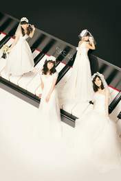 
Kizaki Yuria,


Magazine,


Matsui Jurina,


Shibata Aya,


Takayanagi Akane,

